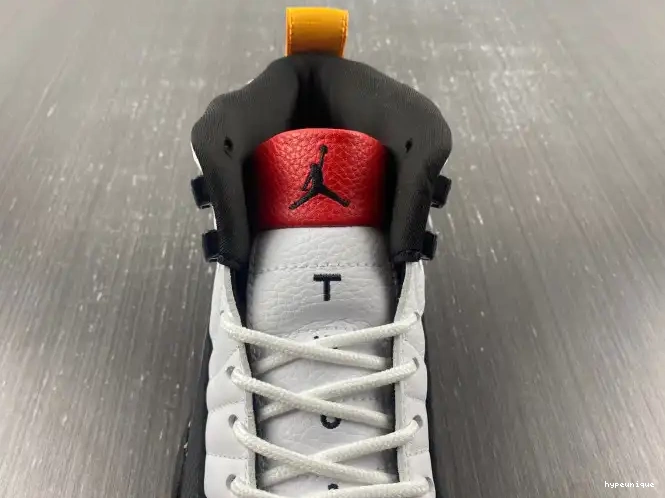 HYPE Years Air Jordan in China 25 DR8887-100 12 0608
